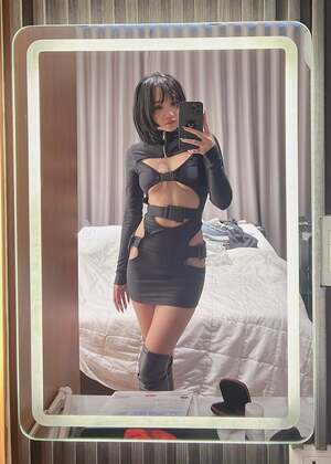 Leezipotato nude 12
