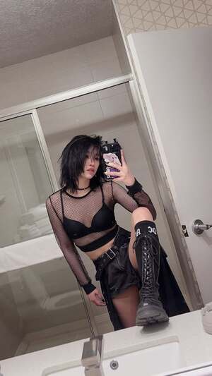 Leezipotato nude 6