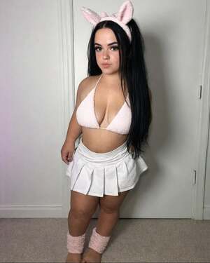 Leia Little nude 3