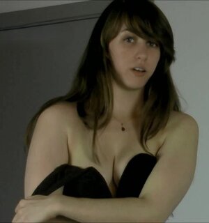 Leia Lovelyn nude 8