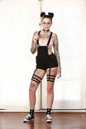 Leigh Raven nude 1
