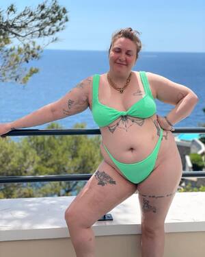 Lena Dunham nude 10