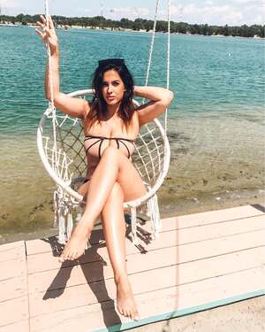 Lenka Jezova nude 7
