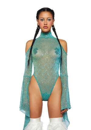 Leona Wong nude 4