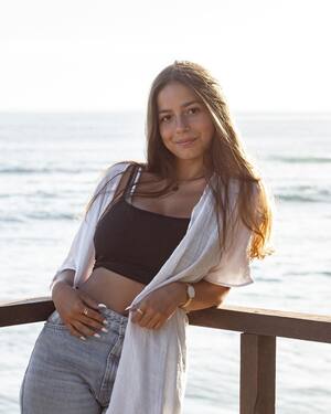 Leonor Godinho nude 8