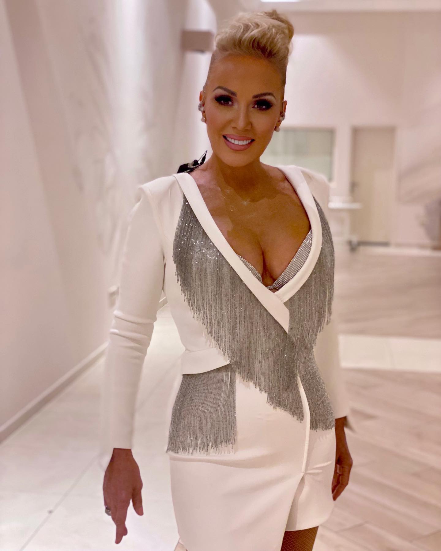 Lepa Brena nude 3