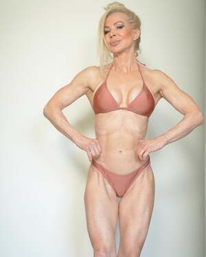 Lesley Maxwell nude 4
