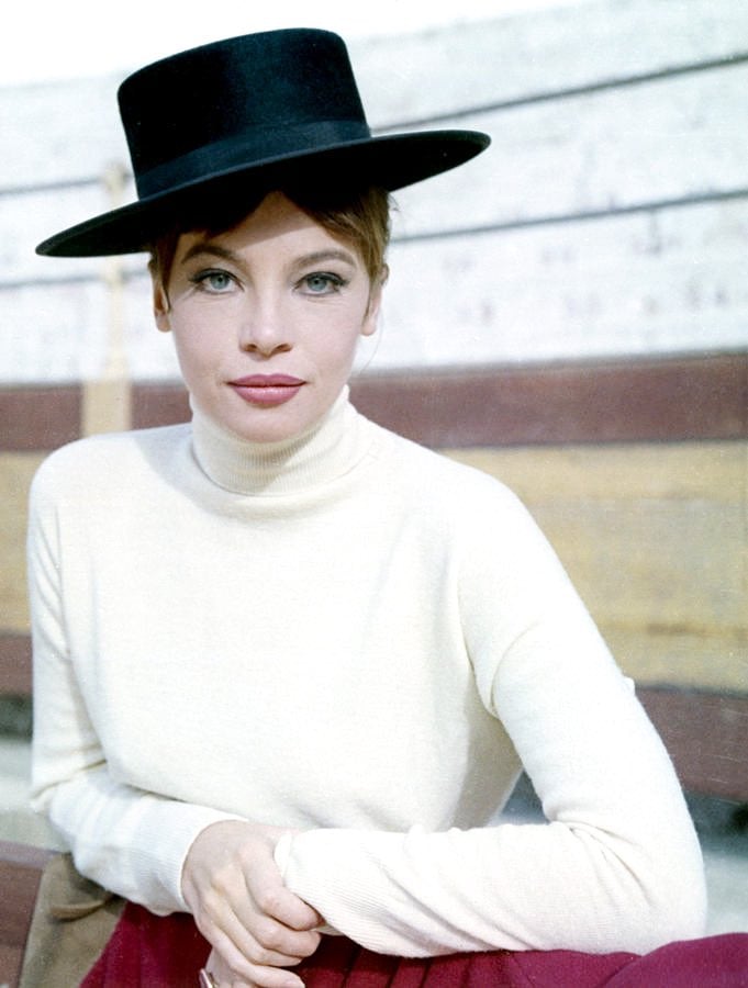 Leslie Caron nude 10