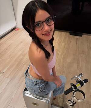 Lesly Marin nude 6
