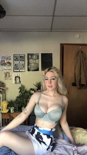 Lexaprozac nude 4
