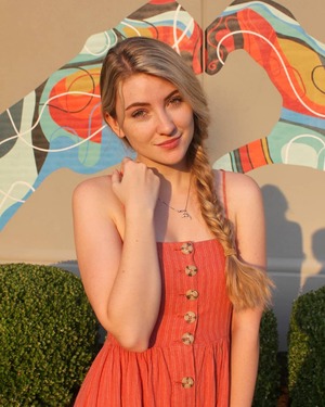 Lexie Grace Carlson nude 7