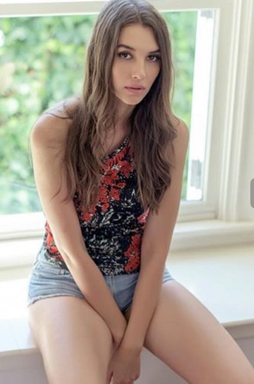 Leyla Lydia Tugutlu nude 3