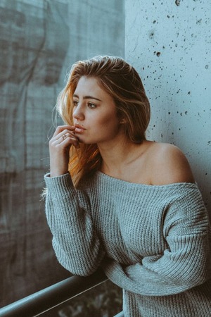 Lia Marie Johnson nude 7