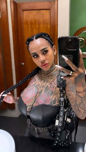 Lidya Kawihing nude 4
