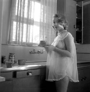 Lili Kardell nude 8