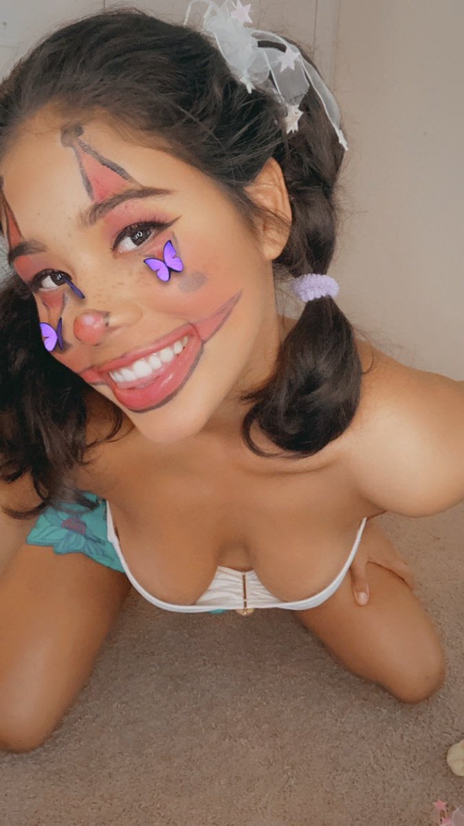 Lily Cruz nude 6