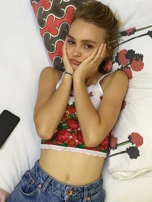 Lily-Rose Depp nude 9