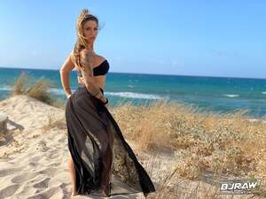 Lily Veroni nude 7
