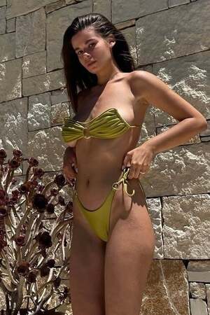 Lina Tsapova nude 3
