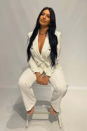 Linda Catalina nude 11