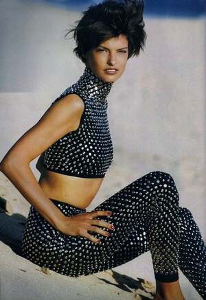 Linda Evangelista nude 10