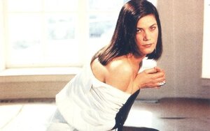Linda Fiorentino nude 5