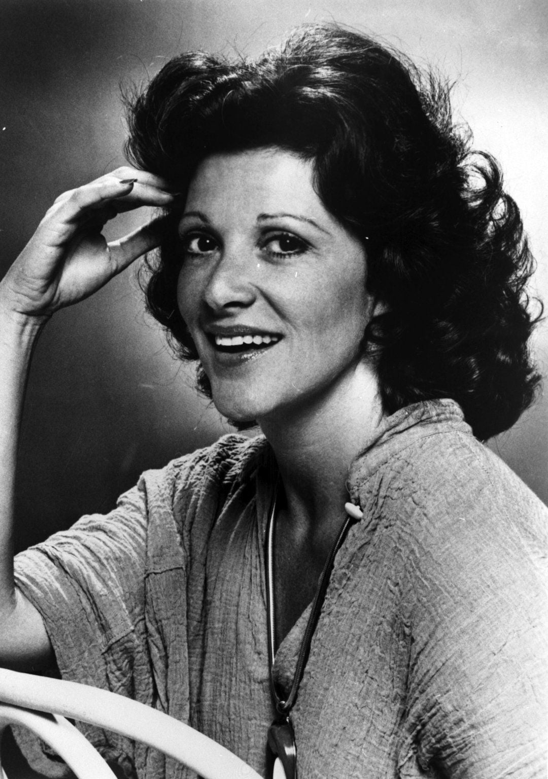 Linda Lavin nude 7