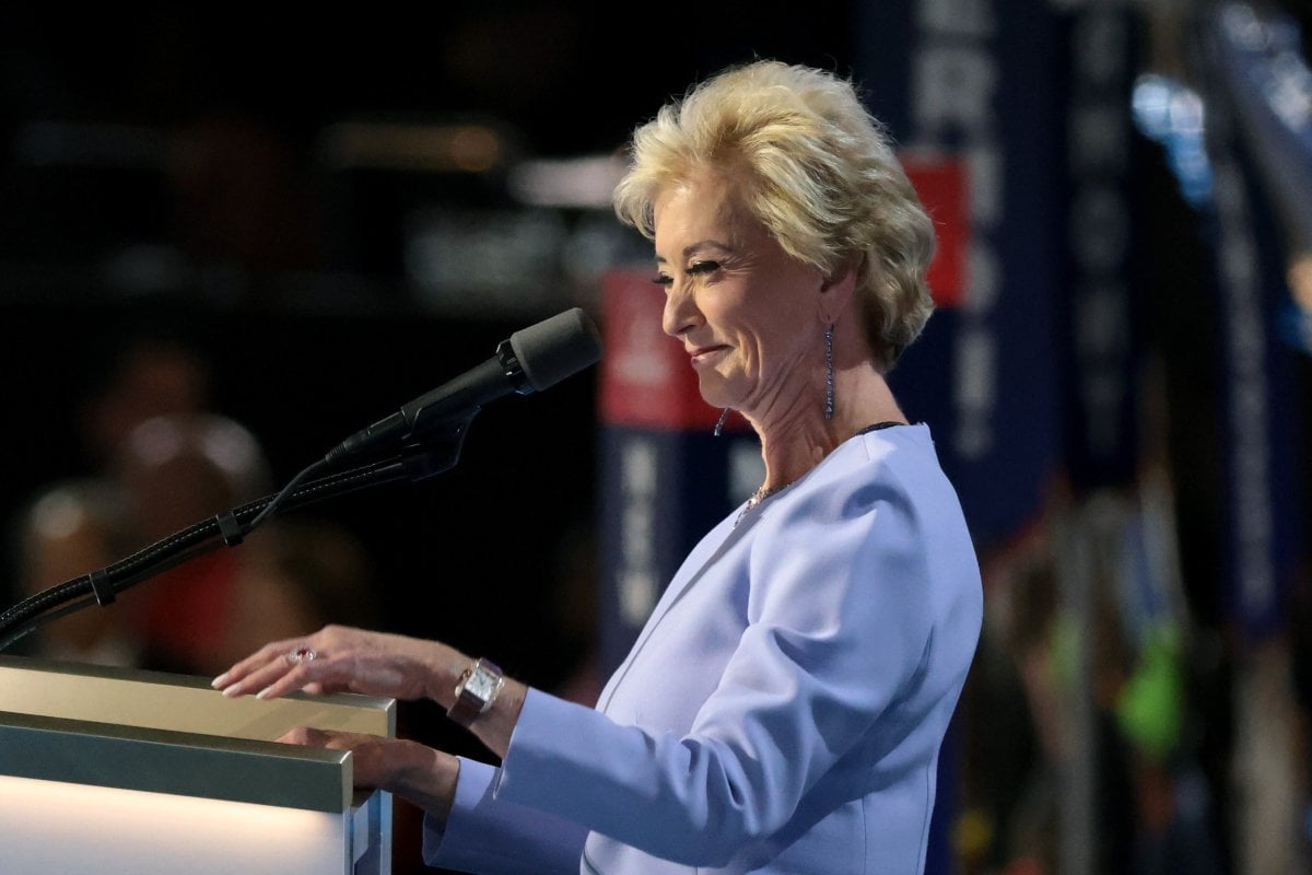 Linda McMahon nude 4