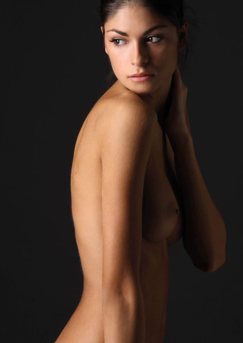 Linda Morselli nude 12