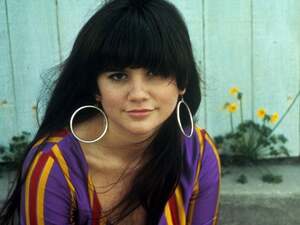 Linda Ronstadt nude 11