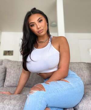 Linda Vo nude 5