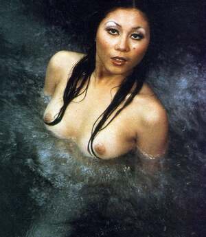 Linda Wong nude 7