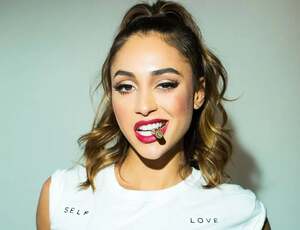 Lindsey Morgan nude 11