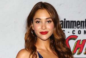 Lindsey Morgan nude 6