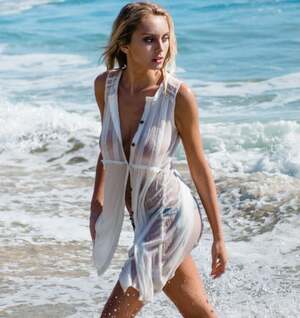 Lindsey Streckfus nude 4