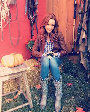Lindy Booth nude 8