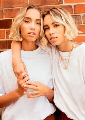 Lisa And Lena nude 6
