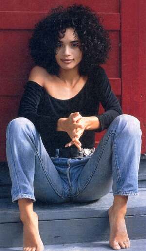 Lisa Bonet nude 7