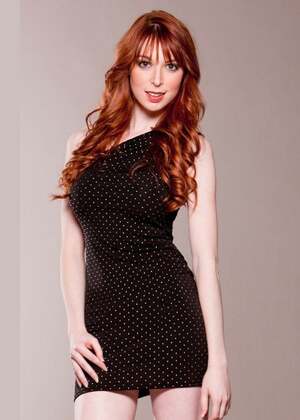 Lisa Foiles nude 2