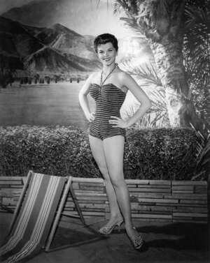 Lisa Gaye nude 10