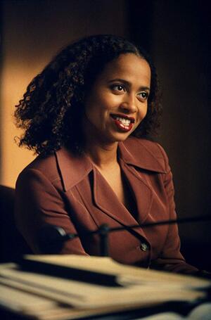 Lisa Nicole Carson nude 5
