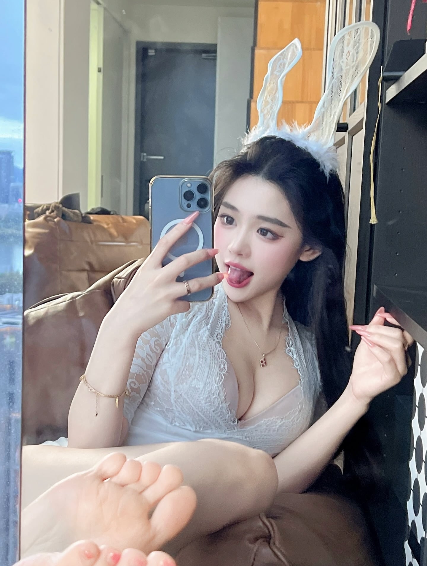 Little Alyson nude 4