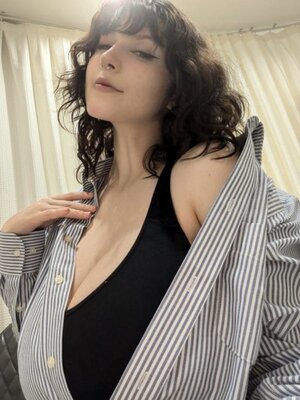 Little Robin nude 12
