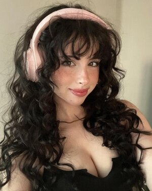 Littlelivbug nude 2