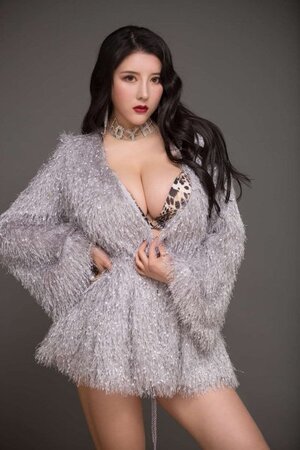 Liu Taiyang nude 1
