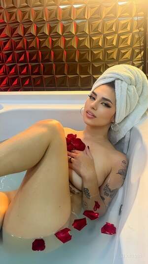 Liv Russo nude 12