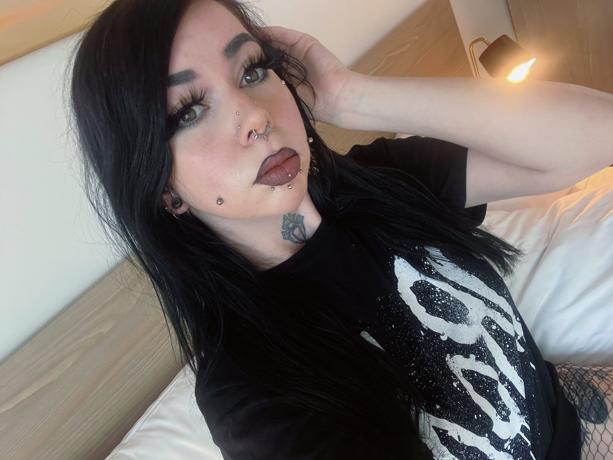 Livingskullz666 nude 12