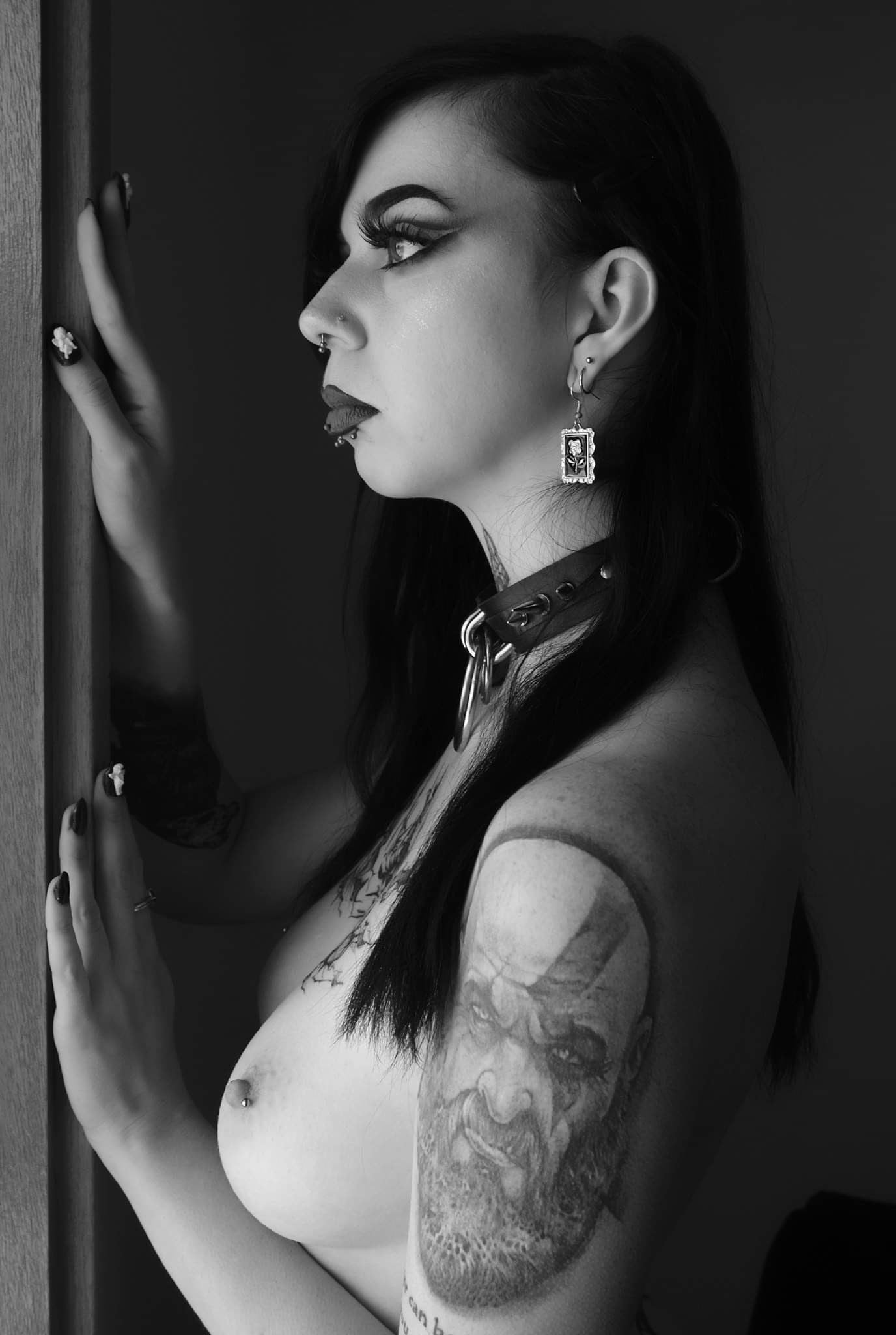 Livingskullz666 nude 7