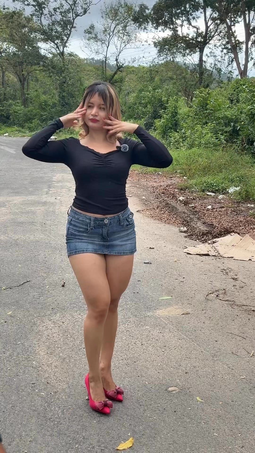 Lixis Damas nude 2