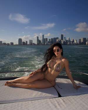 Liyaneth Penaranda nude 10